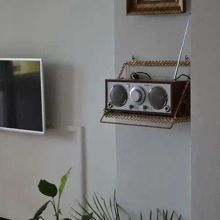 Apartment Crystal *